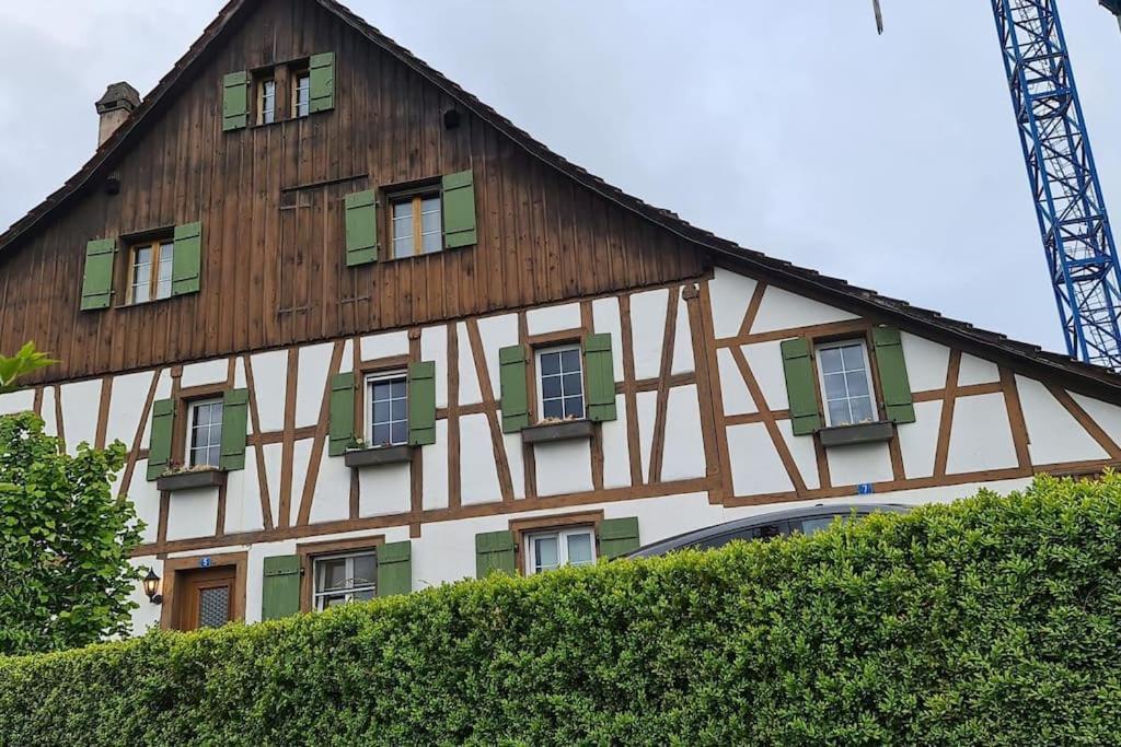 3 Bedroom Swiss House On 3 Floors Oberglatt المظهر الخارجي الصورة